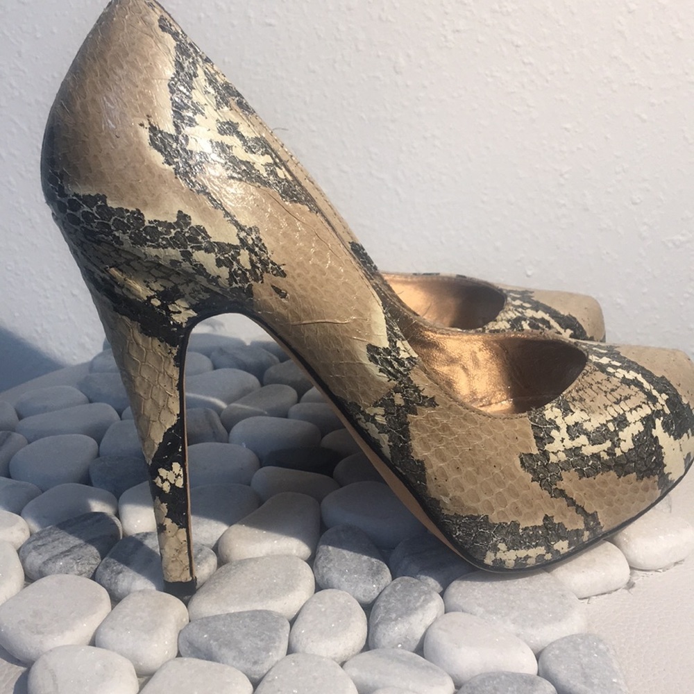 Dolce Vita Tan & Black Snakeskin Heels - Picture 4 of 6